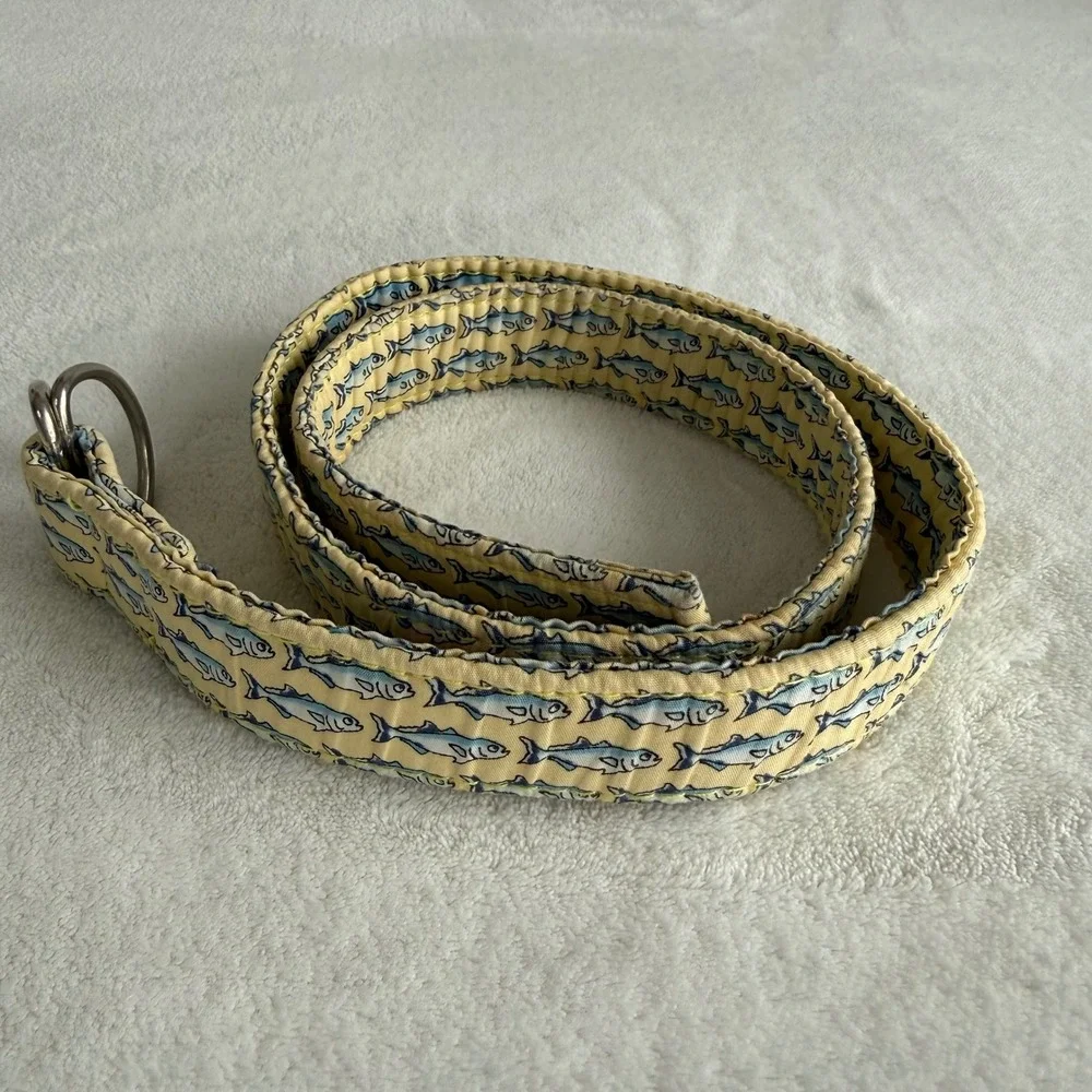 Vineyard Vines Unisex Cloth Belt Fish Print‎ Yellow Size Large D Rings Preppy